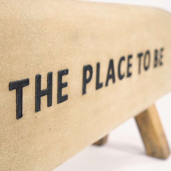 Industriële zitbank "The place to be"