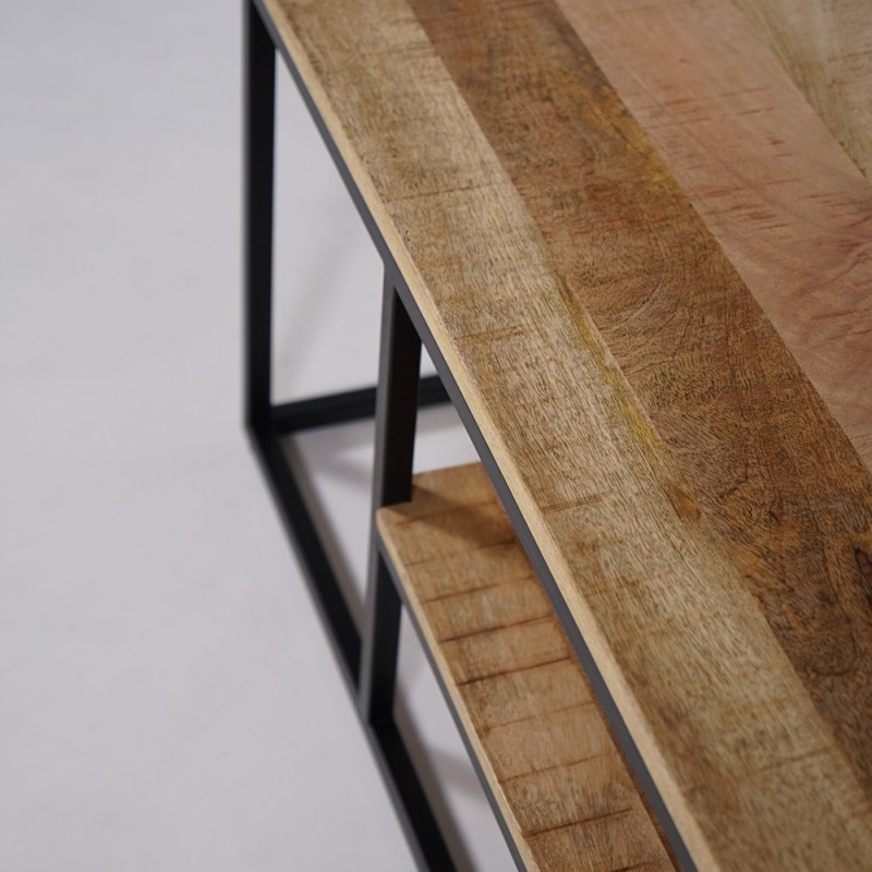 Houten salontafel met metalen onderstel en frame
