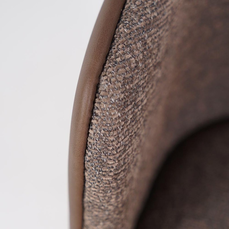 Eetkamerstoel in bruine boucléstof, bruin kunstleer – Hey