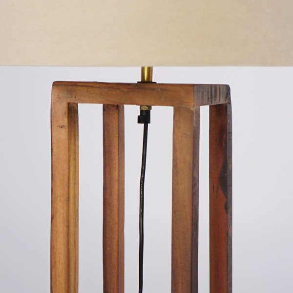 Vloerlamp van natuurlijk hout - Heritage