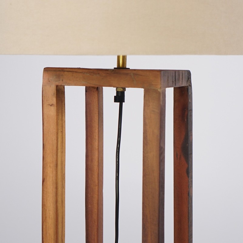 Vloerlamp van natuurlijk hout - Heritage