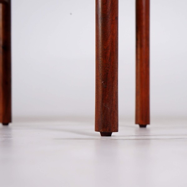 Stoel van hout en stof - Prestige