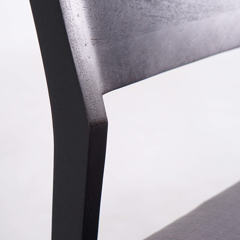 Zwarte stoel in natuurlijk hout en grijze stof - Elegance