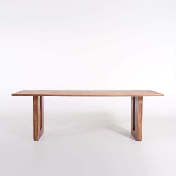 Eettafel in massief mangohout, afwerking in natuurlijke bruine tint – Noba