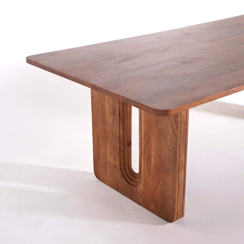 Eettafel in massief mangohout, afwerking in natuurlijke bruine tint – Noba