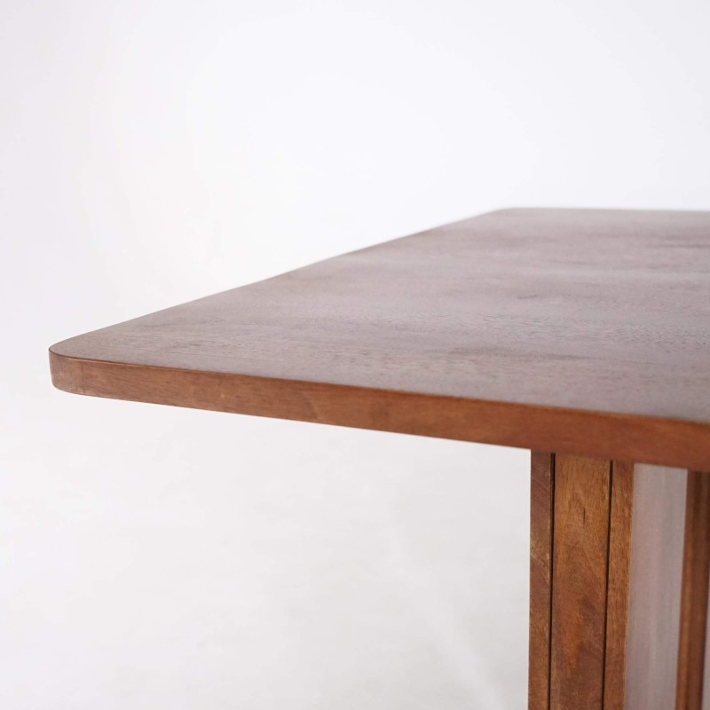 Eettafel in massief mangohout, afwerking in natuurlijke bruine tint – Noba