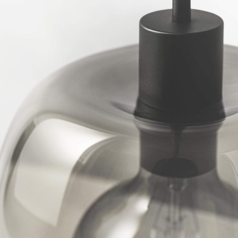 Hanglamp met amberkleurige glazen kap – Opala