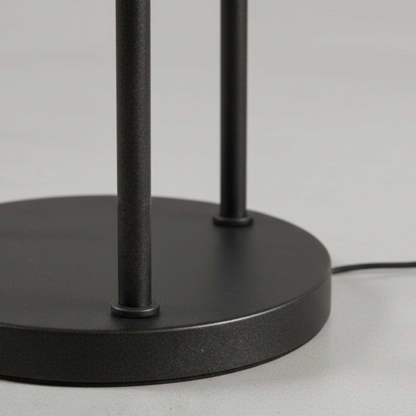 Staande lamp in industriële stijl van metaal met glazen lampenkappen – Caleo