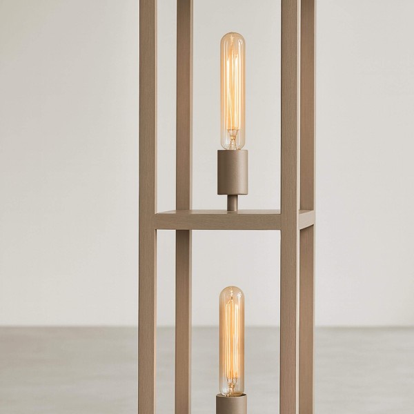 Metalen vloerlamp voor de woonkamer met LED-verlichting in industriële stijl – Strukt