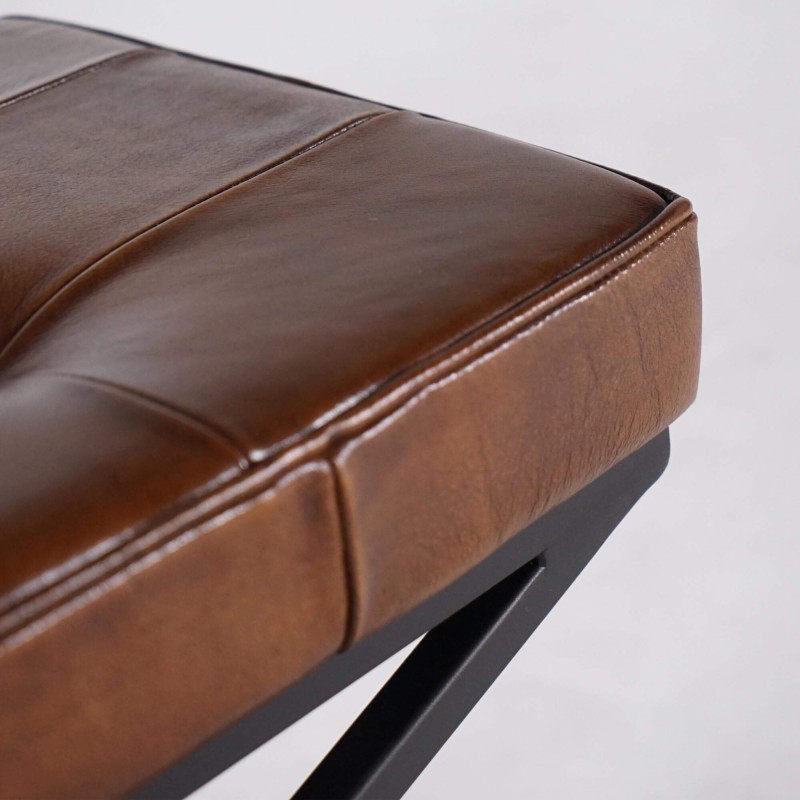 Bank in natuurleer en metaal - Clay