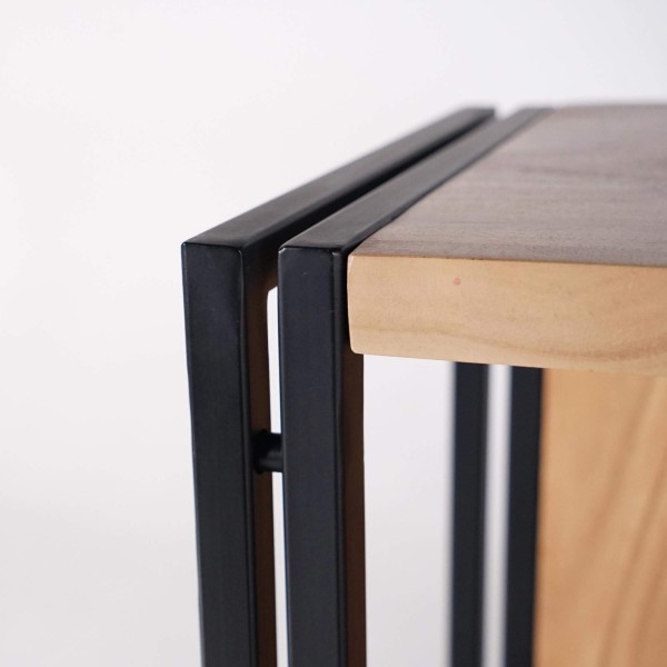 Boekenkast in massief hout en metaal - Liverpool