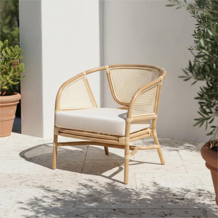 Fauteuil van naturel rotan met beige kussen - Haru
