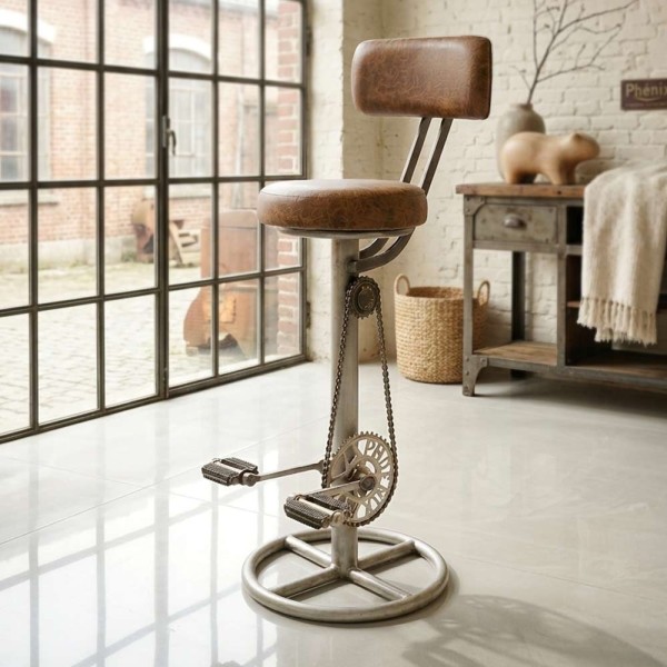 Industriële barkruk met pedalen en rugleuning