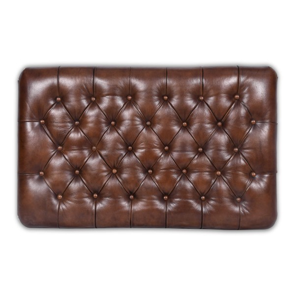 Voetenbank met capitonnage in echt bruin leer