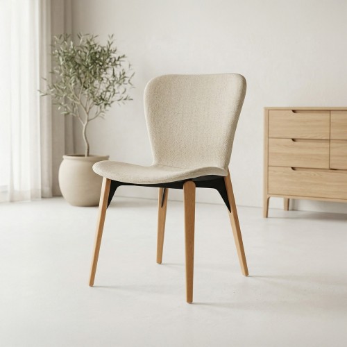 Eetkamerstoel met witte bouclé stof en licht essenhouten poten - Paragon