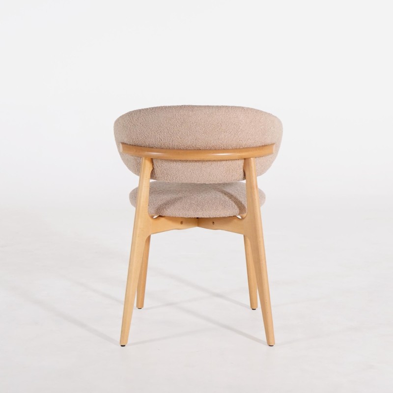 Stoel in massief beukenhout en beige stof – Lunna