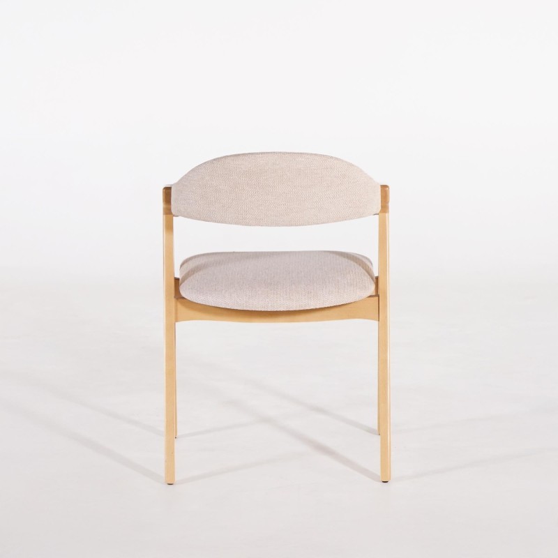 Stoel in natuurlijk hout en beige bouclé stof – Lykke