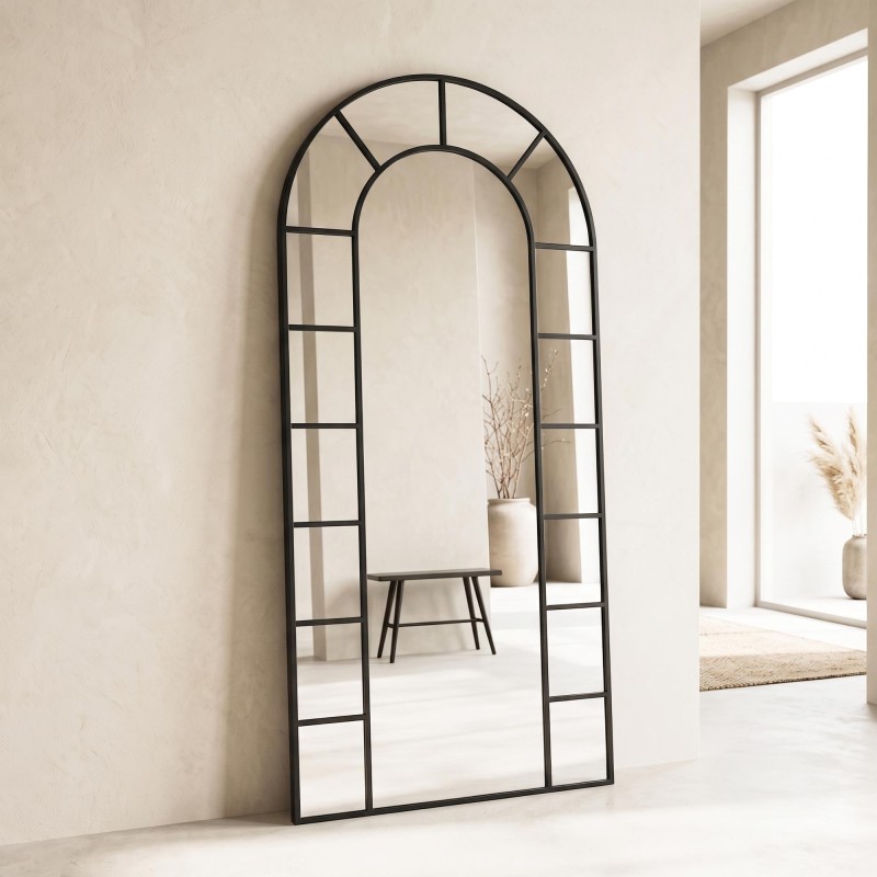 Boogvormige wandspiegel in atelierstijl met zwart metalen frame 80 x 180 cm