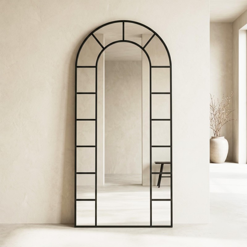 Boogvormige wandspiegel in atelierstijl met zwart metalen frame 80 x 180 cm
