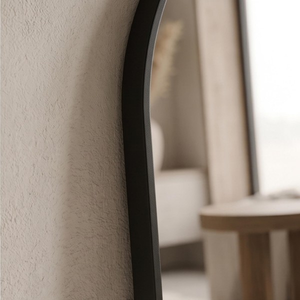 Grote staande boogspiegel met zwart metalen frame 50 x 150 cm