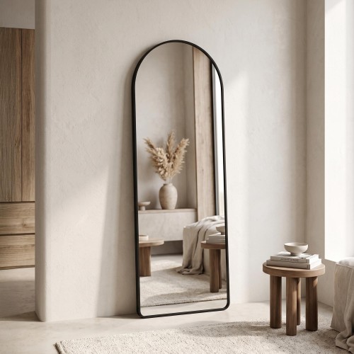 Grote staande boogspiegel met zwart metalen frame 50 x 150 cm