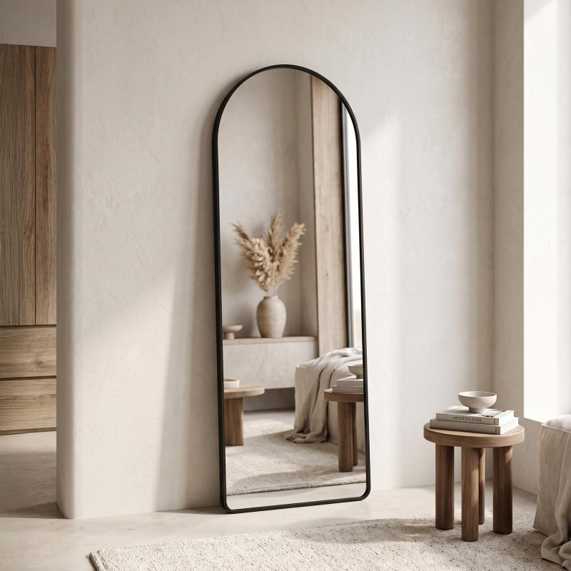 Grote staande boogspiegel met zwart metalen frame 50 x 150 cm