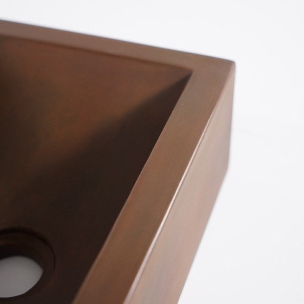 Kleine betonnen wandwastafel voor toilet - Core