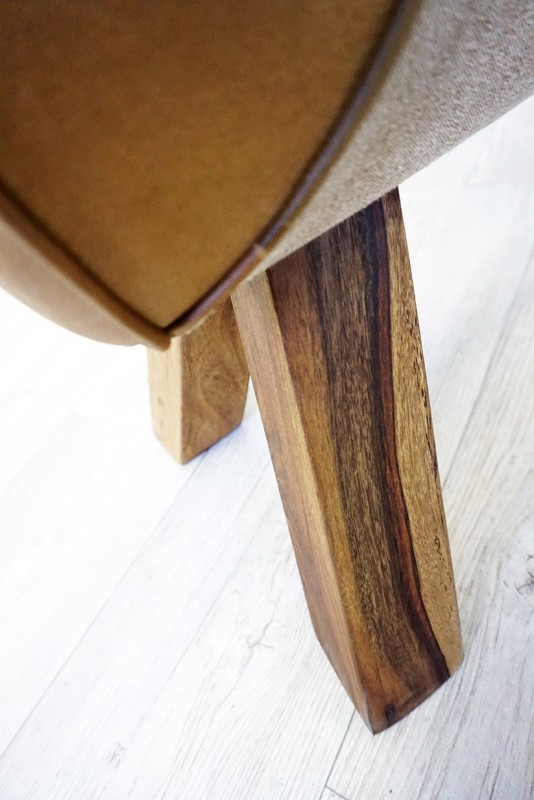 Lederen en stoffen bank