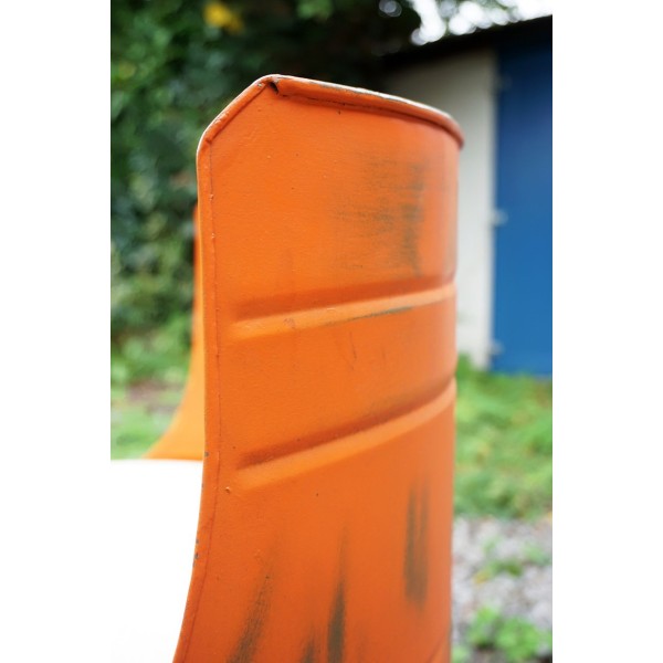 Industriële olievat fauteuil oranje