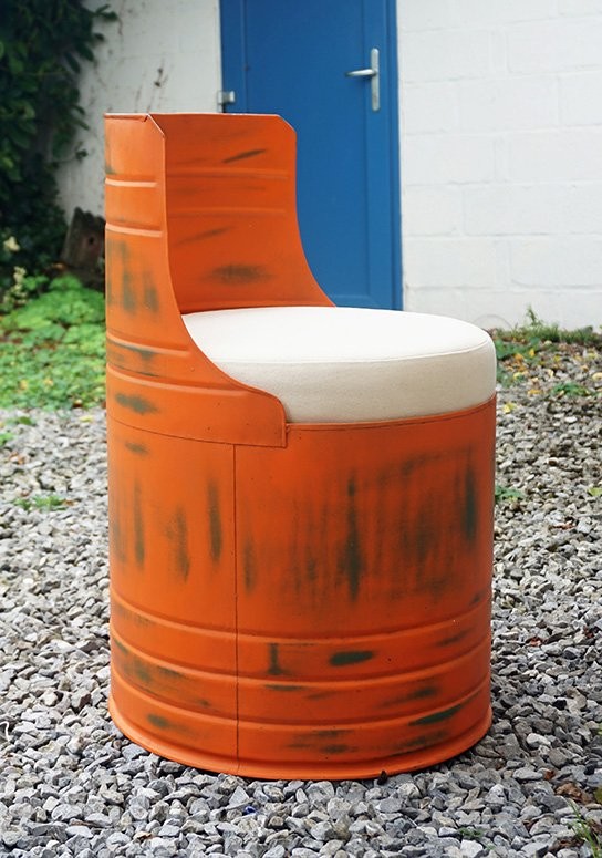Industriële olievat fauteuil oranje