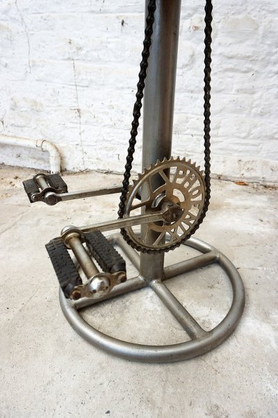 Industriële barkruk met pedalen