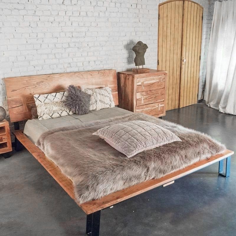 Tweepersoonsbed "Urban Jungle" in acacia