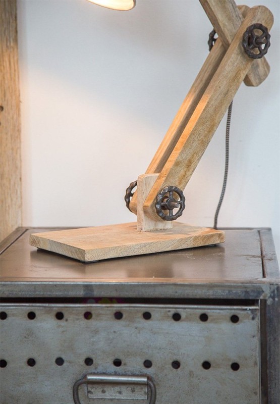 Scandinavisch industriële tafellamp Genius