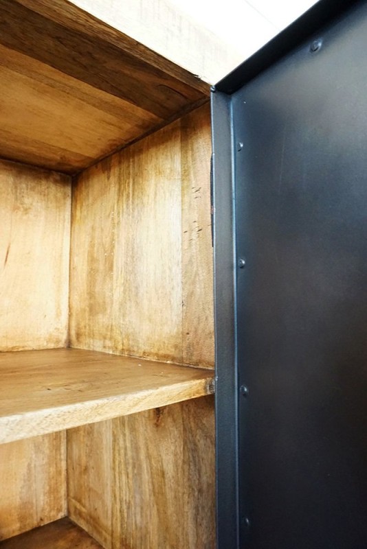 Klein houten en metalen dressoir - Brooklyn