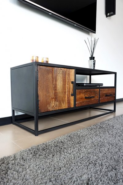 Industrieel TV-meubel van gerecycleerd hout - Recycled