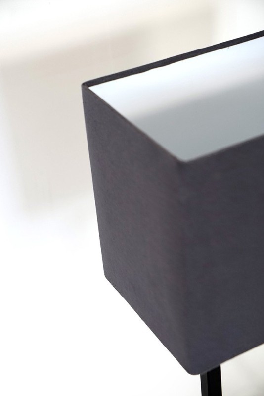 Metalen en stoffen tafellamp - Anvers