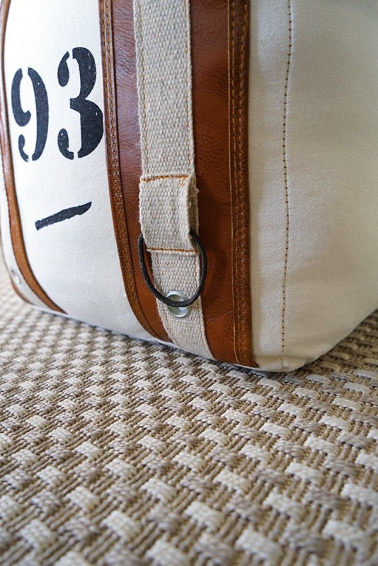 Vintage-stijl poef van leer en stof "93