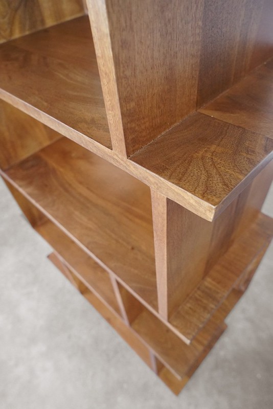 Massief houten boekenkast 90 cm