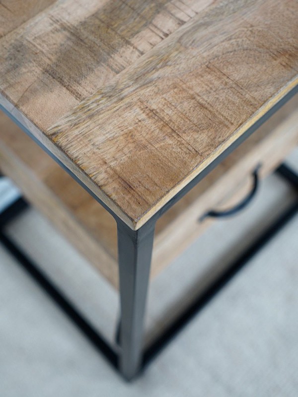 Natuurhouten nachtkastje met één lade